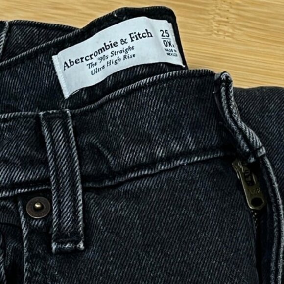 Abercrombie 90s Straight Ultra High Rise Jeans Size 25 extra short NWOT - Picture 3 of 5